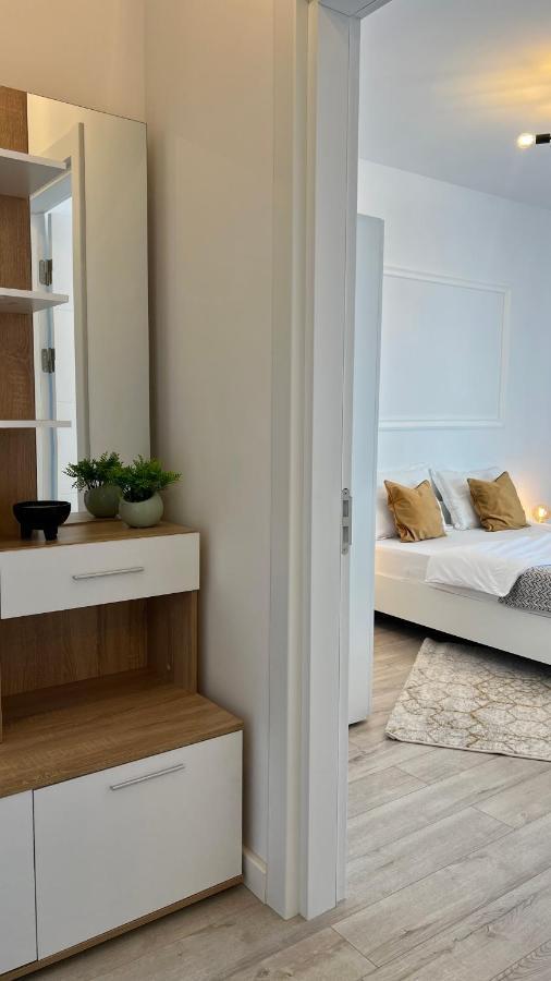 The Nest Apartman Floreşti Kültér fotó